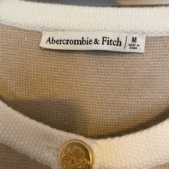 Abercrombie & Fitch Beige Cardigan with White Trim - Picture 3 of 3